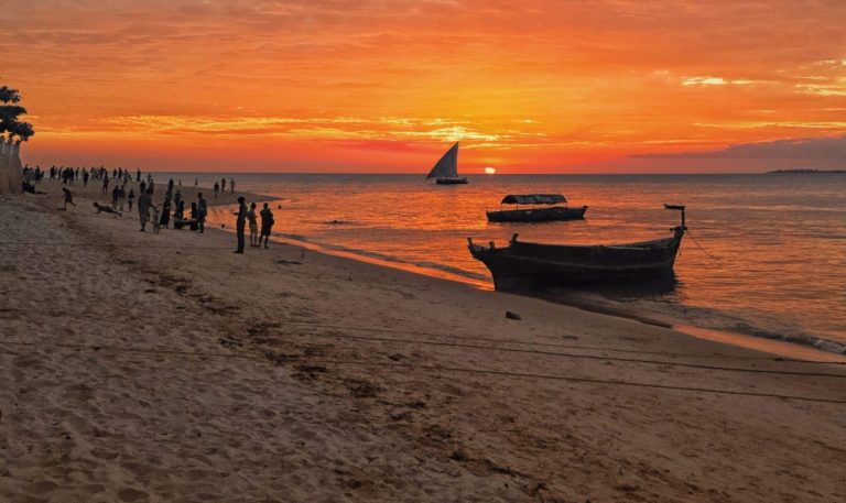Tanzania Safari and Zanzibar- How to Plan the Perfect Holiday